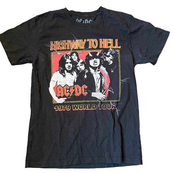 AC/DC Adult SM Highway To Hell 1979 World Tour Graphic T-shirt - Picture 1 of 3